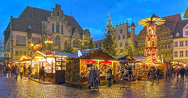 Weihnachtsmarkt-Reisen Hildesheim in Niedersachsen 2022 2023, Weihnachtszauber auf dem historischen Marktplatz.