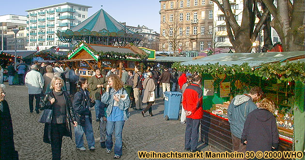 Weihnachtsmarkt Mannheim am Wasserturm, Rhein 2023 2024