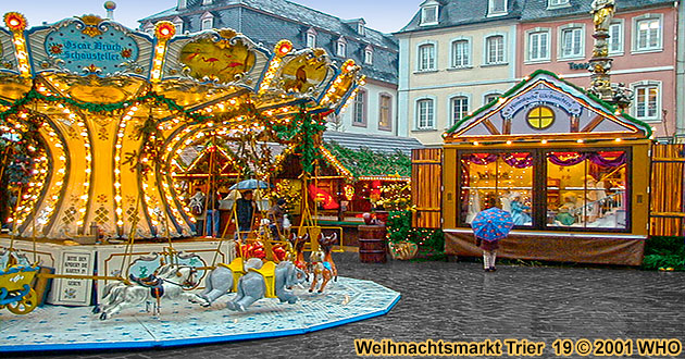 Weihnachtsmarkt-Reisen Trier Mosel 2023 2024. Weihnachtsmärkte am Trierer Dom und Hauptmarkt.